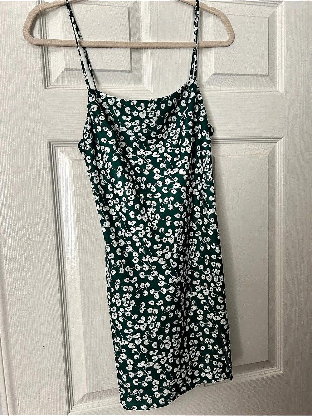 Polly Floral Mini Dress in Green & White Size 4